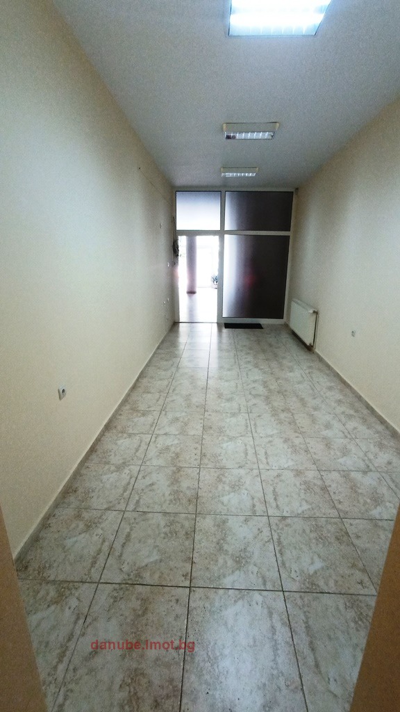 Till salu  affär Ruse , Centar , 30 kvm | 84206190 - bild [2]