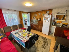 Casa Pchelishte, regione Veliko Tarnovo 5