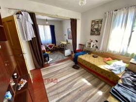 Casa Pchelishte, regione Veliko Tarnovo 13