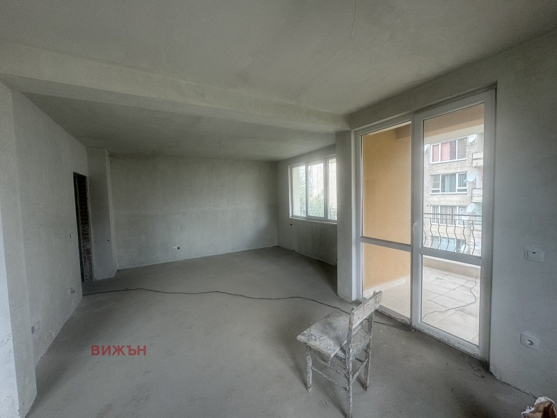 En venta  1 dormitorio Pernik , Iztok , 94 metros cuadrados | 82537558 - imagen [3]