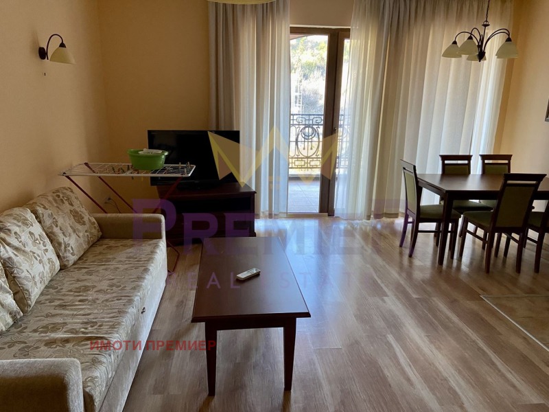 In vendita  2 camere da letto Varna , k.k. Slanchev den , 100 mq | 74100317 - Immagine [2]