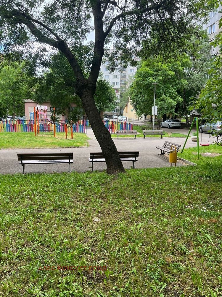 Продава 3-СТАЕН, гр. София, Света Троица, снимка 2 - Апартаменти - 55410924
