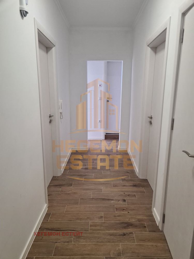 Na prodej  3 ložnice Varna , Vazraždane 2 , 90 m2 | 96256182
