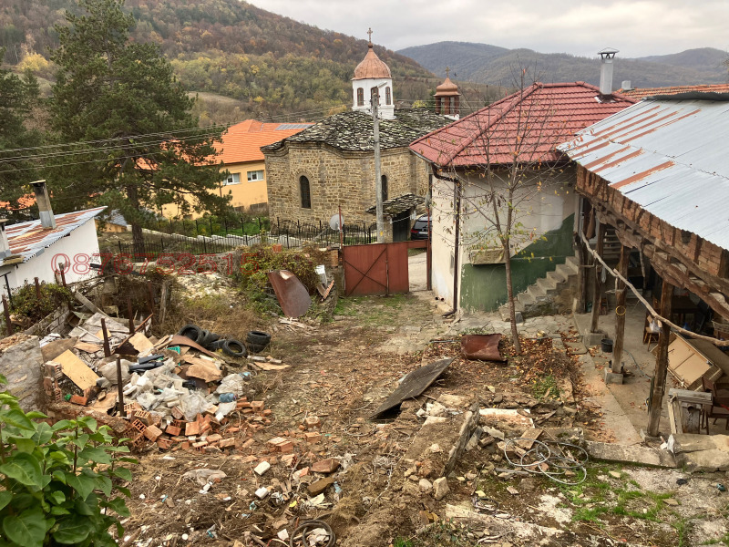 Продава КЪЩА, гр. Троян, област Ловеч, снимка 16 - Къщи - 52785555