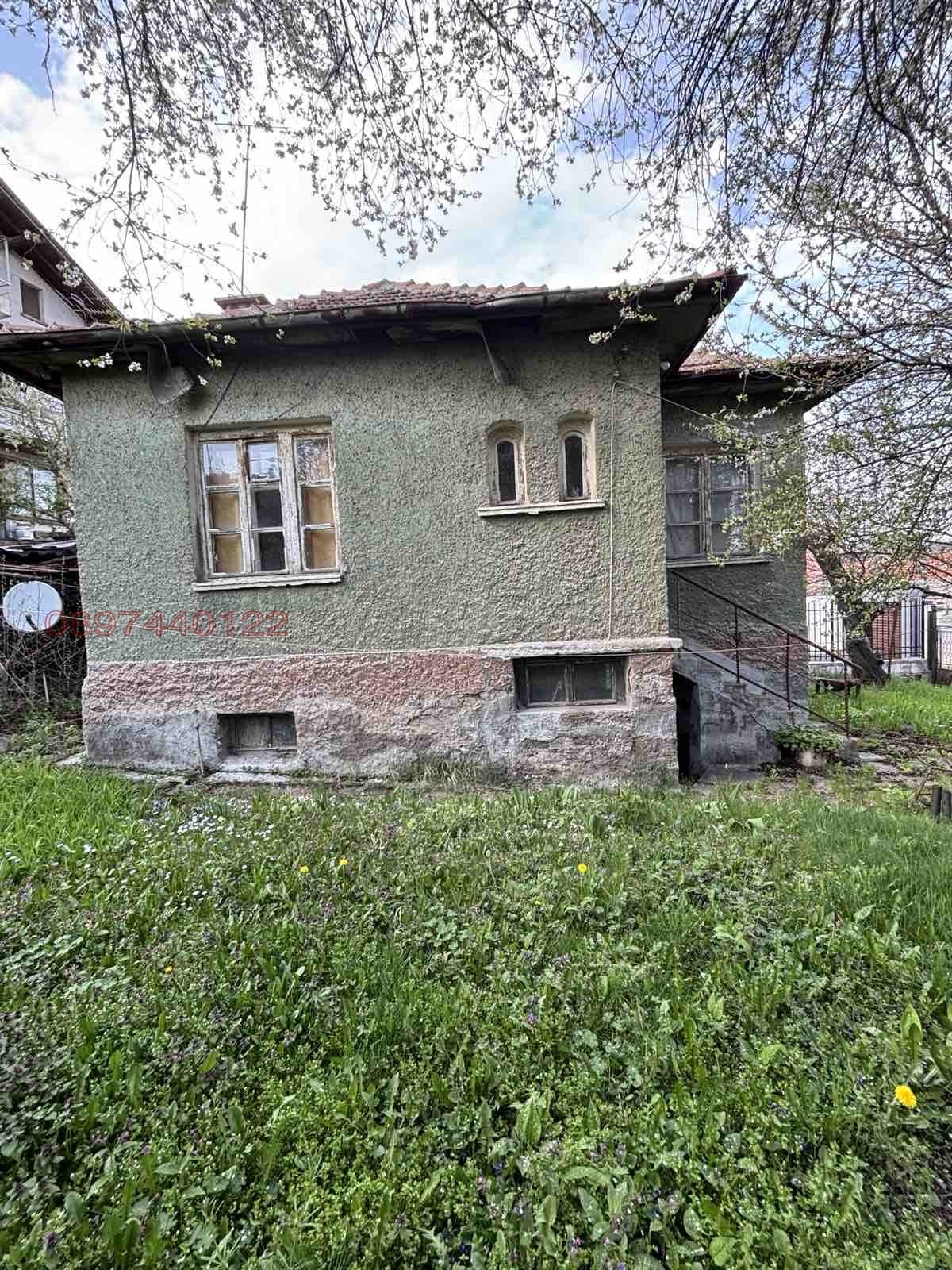 Продава КЪЩА, гр. Перник, Байкушева махала, снимка 3 - Къщи - 54943200