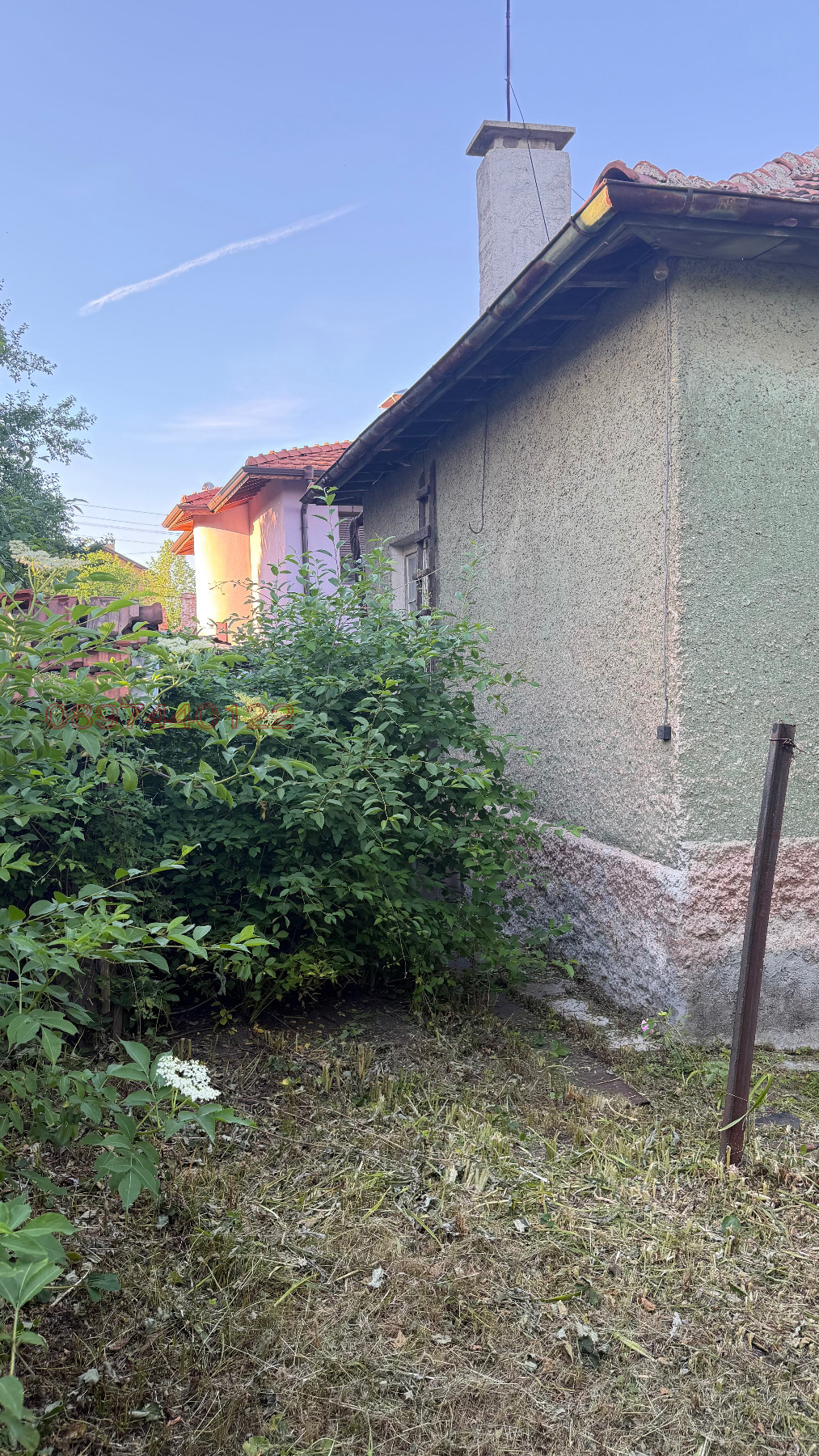 Продава КЪЩА, гр. Перник, Байкушева махала, снимка 2 - Къщи - 54943200