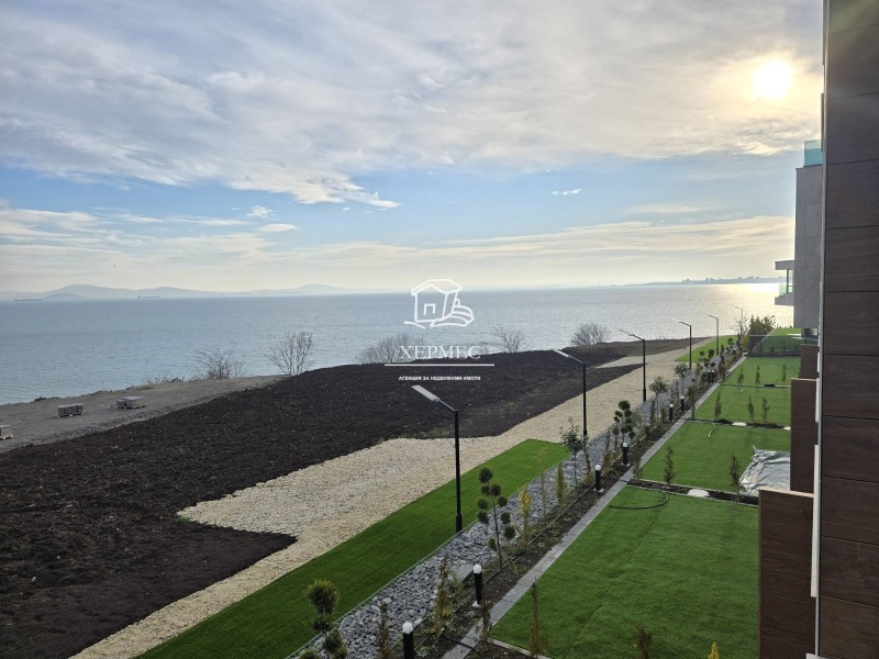 Продава 3-СТАЕН в град Бургас, Сарафово - 108 кв.м / 223 776 € » 437 667.81 лв., ХЕРМЕС