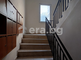 1 soverom Konfuto, Varna 12