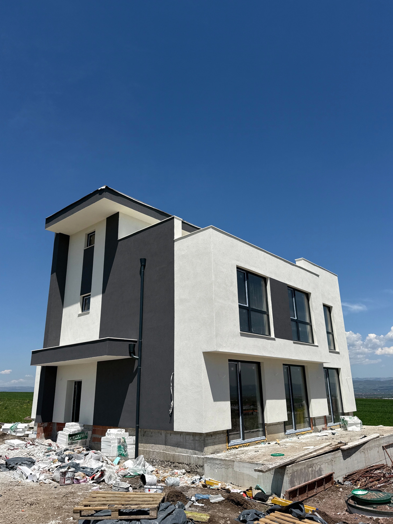 Продава КЪЩА, гр. Божурище, област София област, снимка 2 - Къщи - 52462782