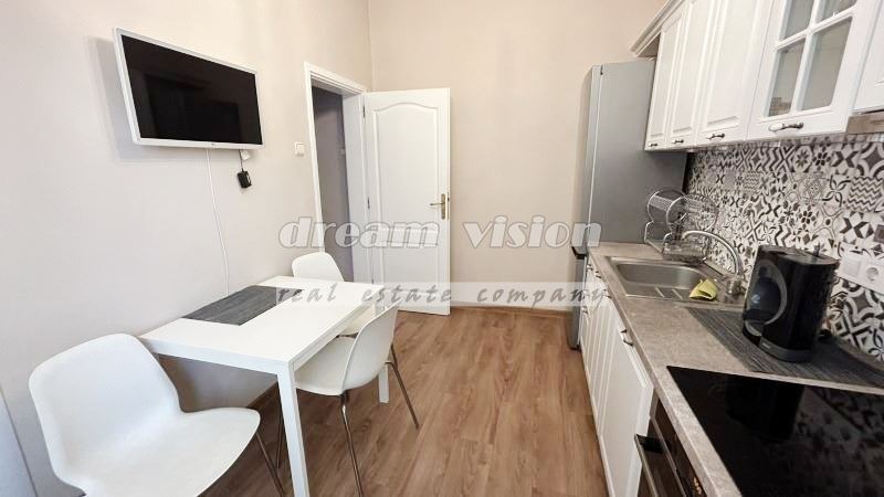 Na prodej  3 ložnice Sofia , Centar , 112 m2 | 10978659 - obraz [8]