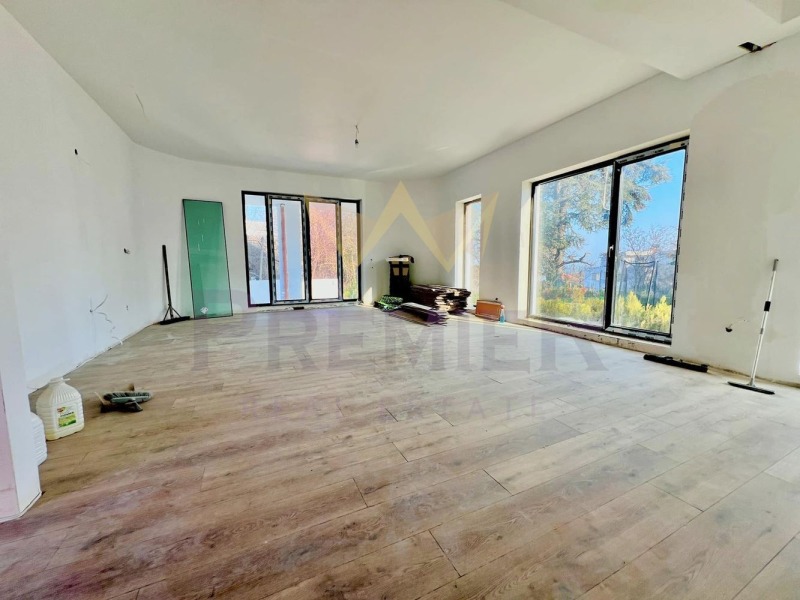 Продается  Этаж дома Варна , м-т Долна Трака , 117 кв.м | 63786759