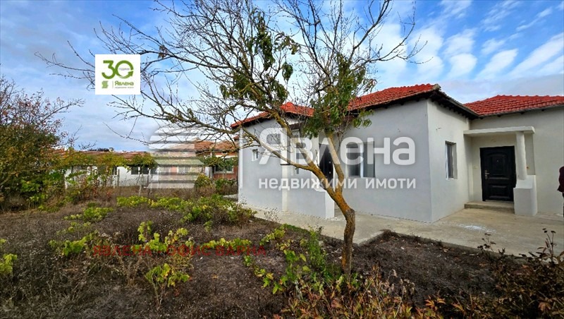 Продава КЪЩА, с. Соколово, област Добрич