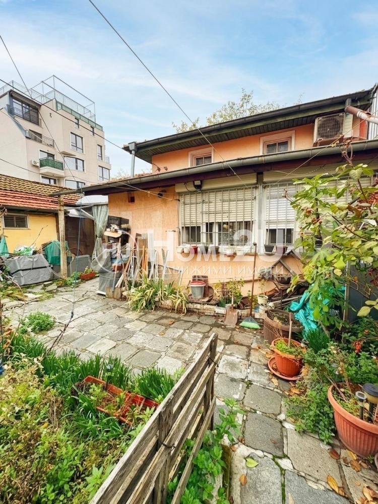 Продава КЪЩА, гр. Пловдив, Център, снимка 6 - Къщи - 54353023