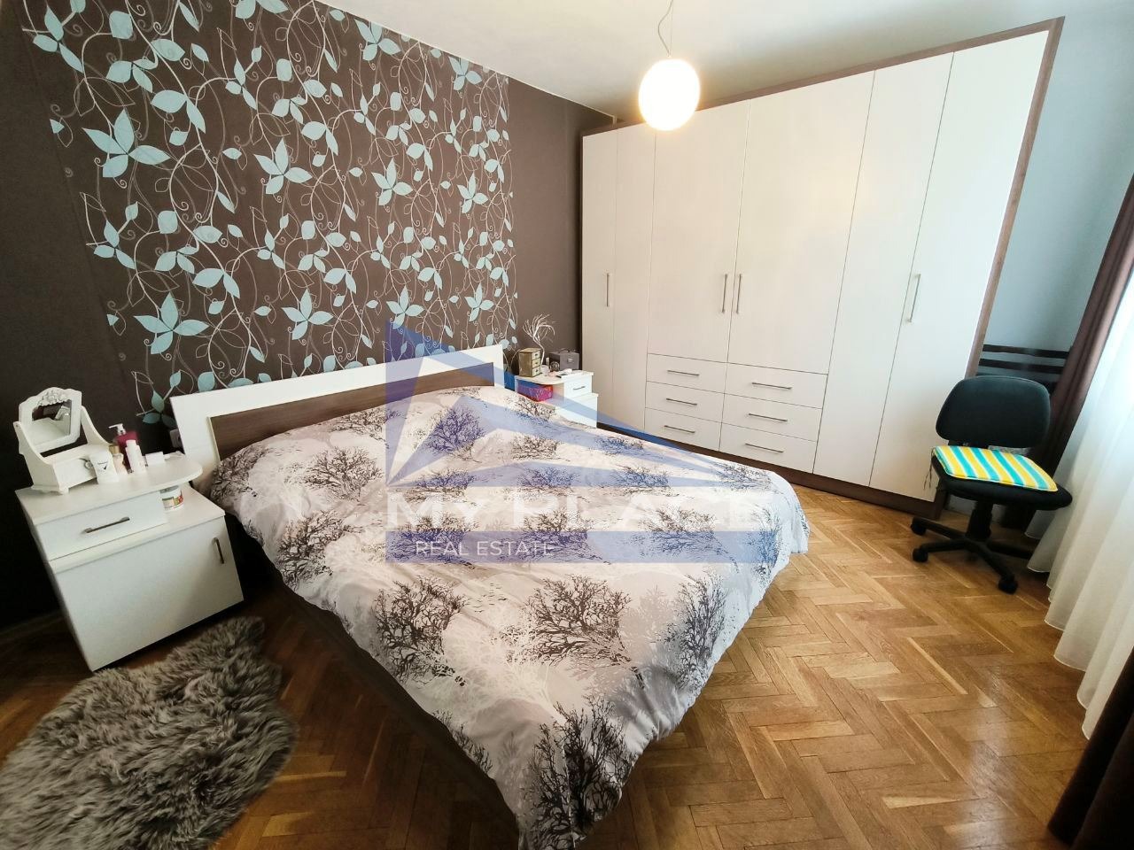 Продава ЕТАЖ ОТ КЪЩА, гр. Шумен, Център, снимка 9 - Етаж от къща - 53616943