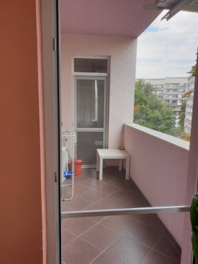 2 quartos Idealen centar, Pleven 2
