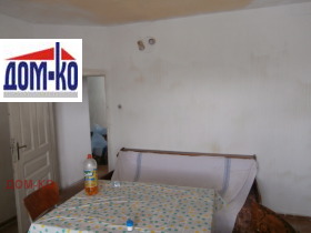 Къща гр. Батак, област Пазарджик 4