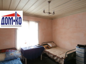 Къща гр. Батак, област Пазарджик 3