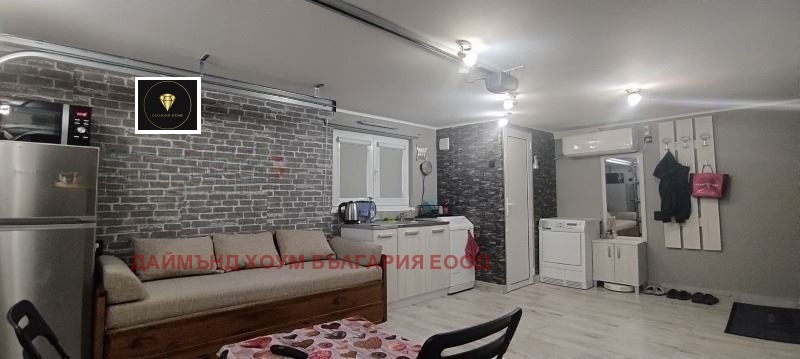 Продава  1-стаен, град Пловдив, Съдийски • 55 000 EUR • ID 76371020 — holmes.bg - [1] 