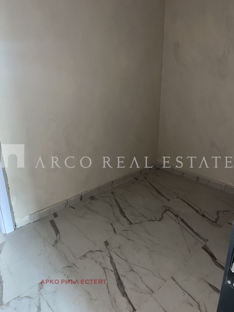 Продава 2-СТАЕН, град София, Разсадника • 200000 € / 391166.00 лв. • 82384310 1