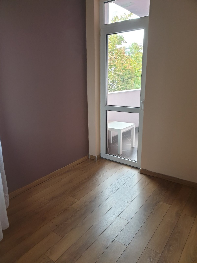 Eladó  2 hálószobás Pleven , Idealen centar , 110 négyzetméter | 10905702 - kép [11]