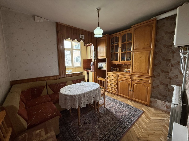 Продава  2-стаен град Благоевград , Орлова чука , 63 кв.м | 59866498 - изображение [9]