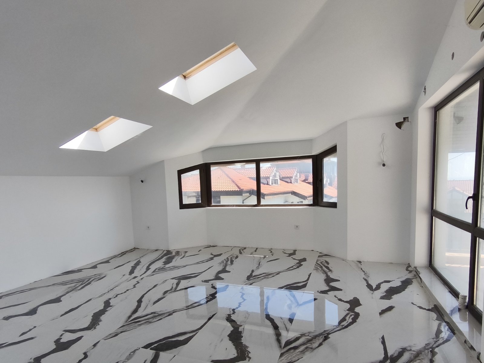Продава 3-СТАЕН, гр. Варна, м-т Долна Трака, снимка 5 - Апартаменти - 54687491