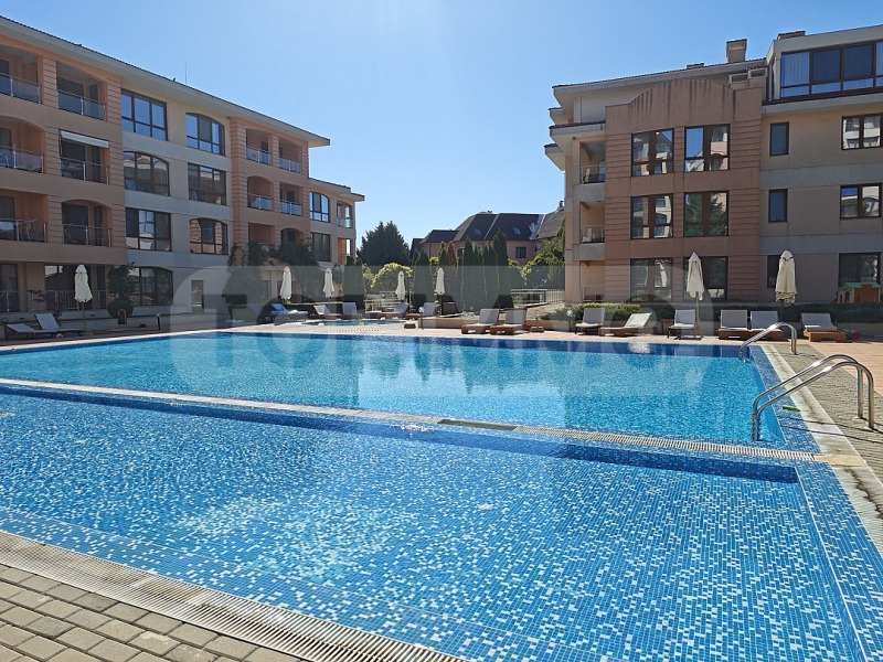 Продава  2-стаен град Варна , к.к. Св.Св. Константин и Елена , 76 кв.м | 84548351 - изображение [13]