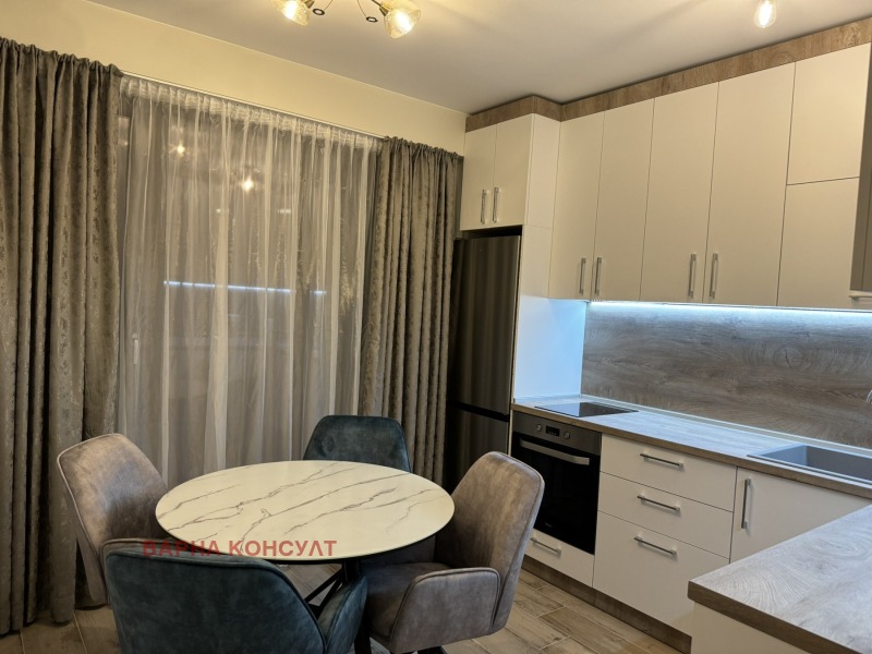 Продава 2-СТАЕН, гр. Варна, к.к. Св.Св. Константин и Елена, снимка 3 - Апартаменти - 53537679