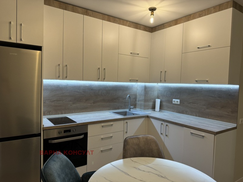 Продава 2-СТАЕН, гр. Варна, к.к. Св.Св. Константин и Елена, снимка 2 - Апартаменти - 53537679