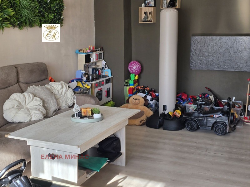 Продава 2-СТАЕН, гр. Шумен, Пазара, снимка 2 - Апартаменти - 53591523