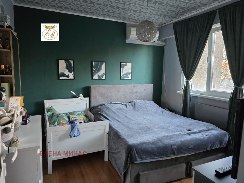 Продава 2-СТАЕН, гр. Шумен, Пазара