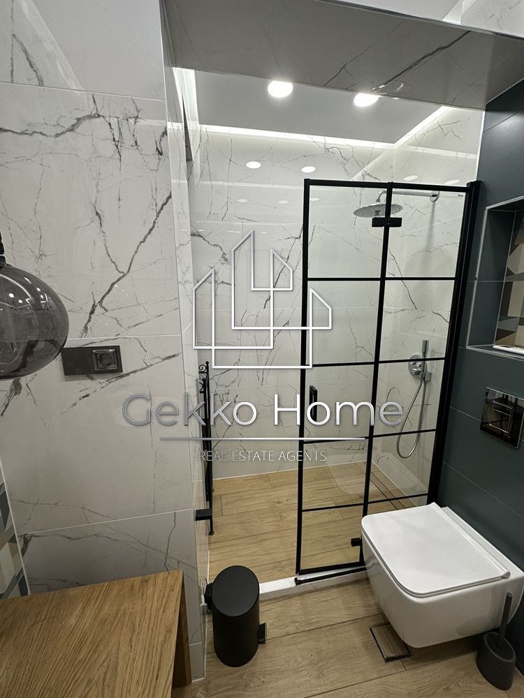 Продава  3-стаен град Варна , Център , 130 кв.м | 38868698 - изображение [11]