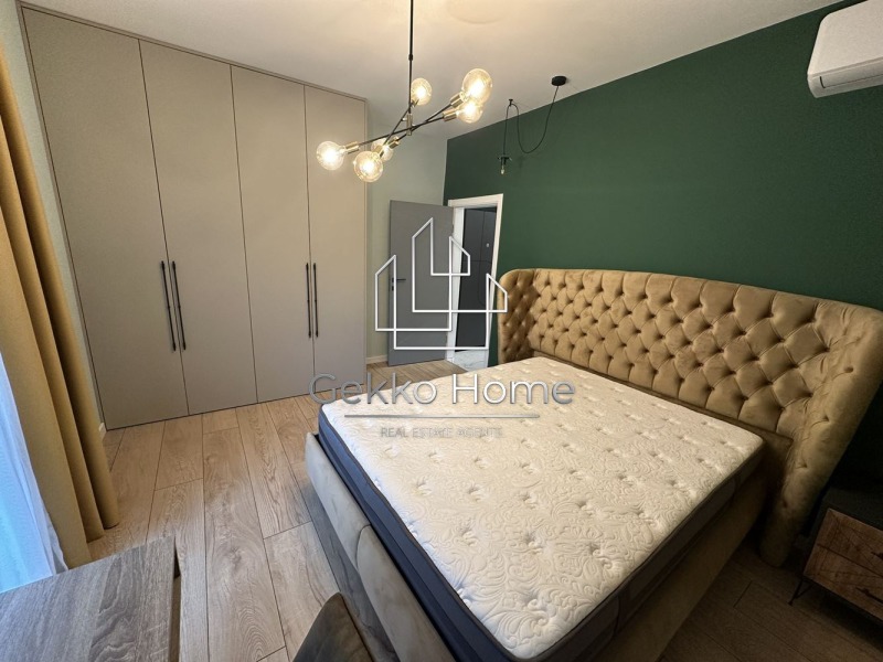 Продава  3-стаен град Варна , Център , 130 кв.м | 38868698 - изображение [8]