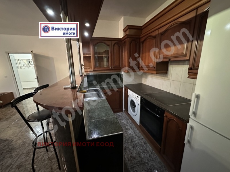 Продава 4-СТАЕН, гр. Велико Търново, Център, снимка 12 - Aпартаменти - 49097218