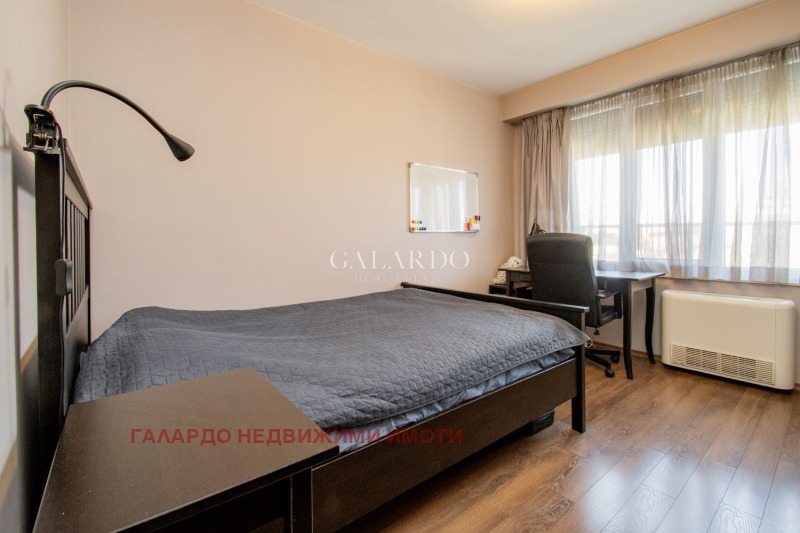Till salu  3 sovrum Sofia , Lozenec , 174 kvm | 86040650 - bild [10]