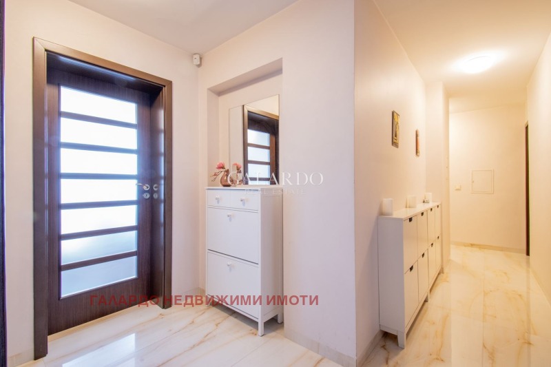 Till salu  3 sovrum Sofia , Lozenec , 174 kvm | 86040650 - bild [16]
