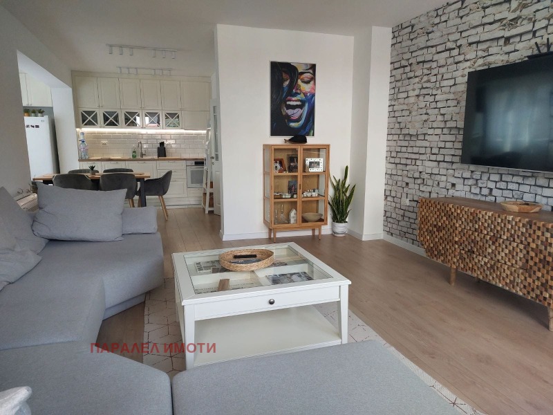 De vânzare  Etajul casei Plovdiv , Vâstaniciesci , 160 mp | 74996376 - imagine [2]