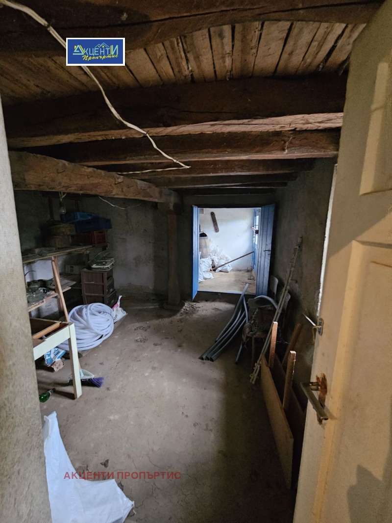 Продава КЪЩА, с. Никюп, област Велико Търново, снимка 10 - Къщи - 52127351