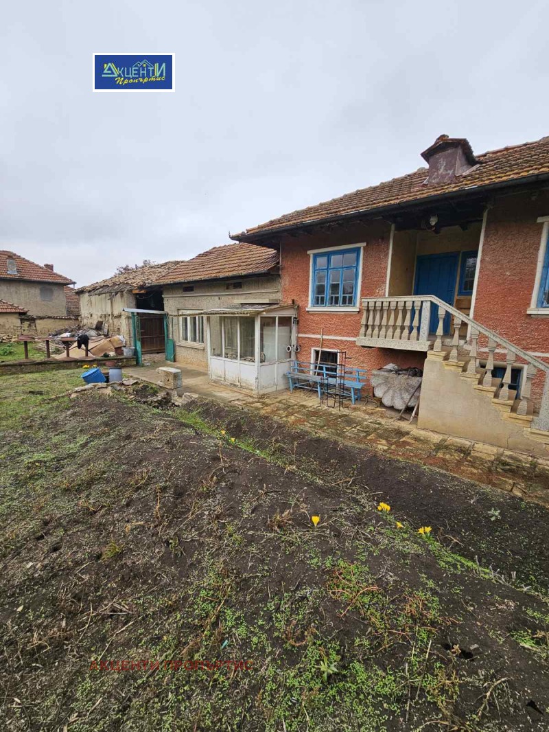 Продава КЪЩА, с. Никюп, област Велико Търново, снимка 2 - Къщи - 52127351