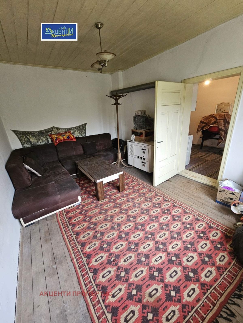 Продава КЪЩА, с. Никюп, област Велико Търново, снимка 11 - Къщи - 52127351