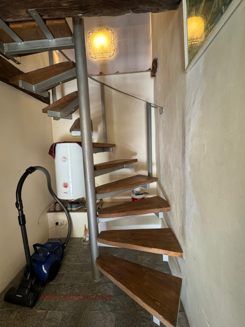 Продава КЪЩА, с. Хлевене, област Ловеч, снимка 7 - Къщи - 52194081