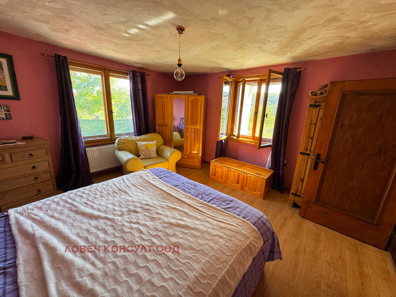 Продава КЪЩА, с. Хлевене, област Ловеч, снимка 14 - Къщи - 52194081