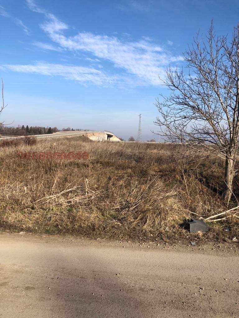 Продава ЗЕМЕДЕЛСКА ЗЕМЯ, с. Бенковски, област София област, снимка 2 - Земеделска земя - 55802988