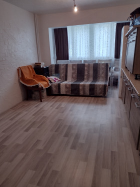 3 Schlafzimmer Druschba 2, Sofia 4