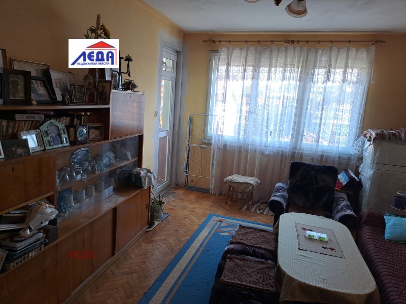 In vendita  2 camere da letto Pleven , 9-ti kvartal , 100 mq | 81195732 - Immagine [8]