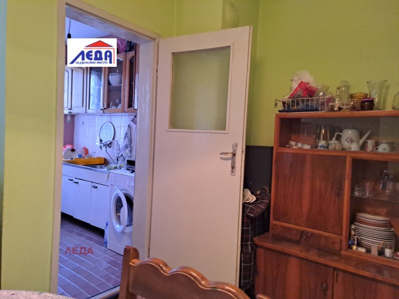 In vendita  2 camere da letto Pleven , 9-ti kvartal , 100 mq | 81195732 - Immagine [7]