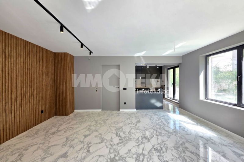 Na prodej  2 ložnice Sofia , Simeonovo , 151 m2 | 79946585