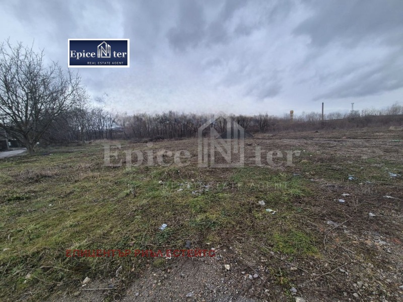 Продава ПАРЦЕЛ, гр. Перник, Църква, снимка 2 - Парцели - 53584921