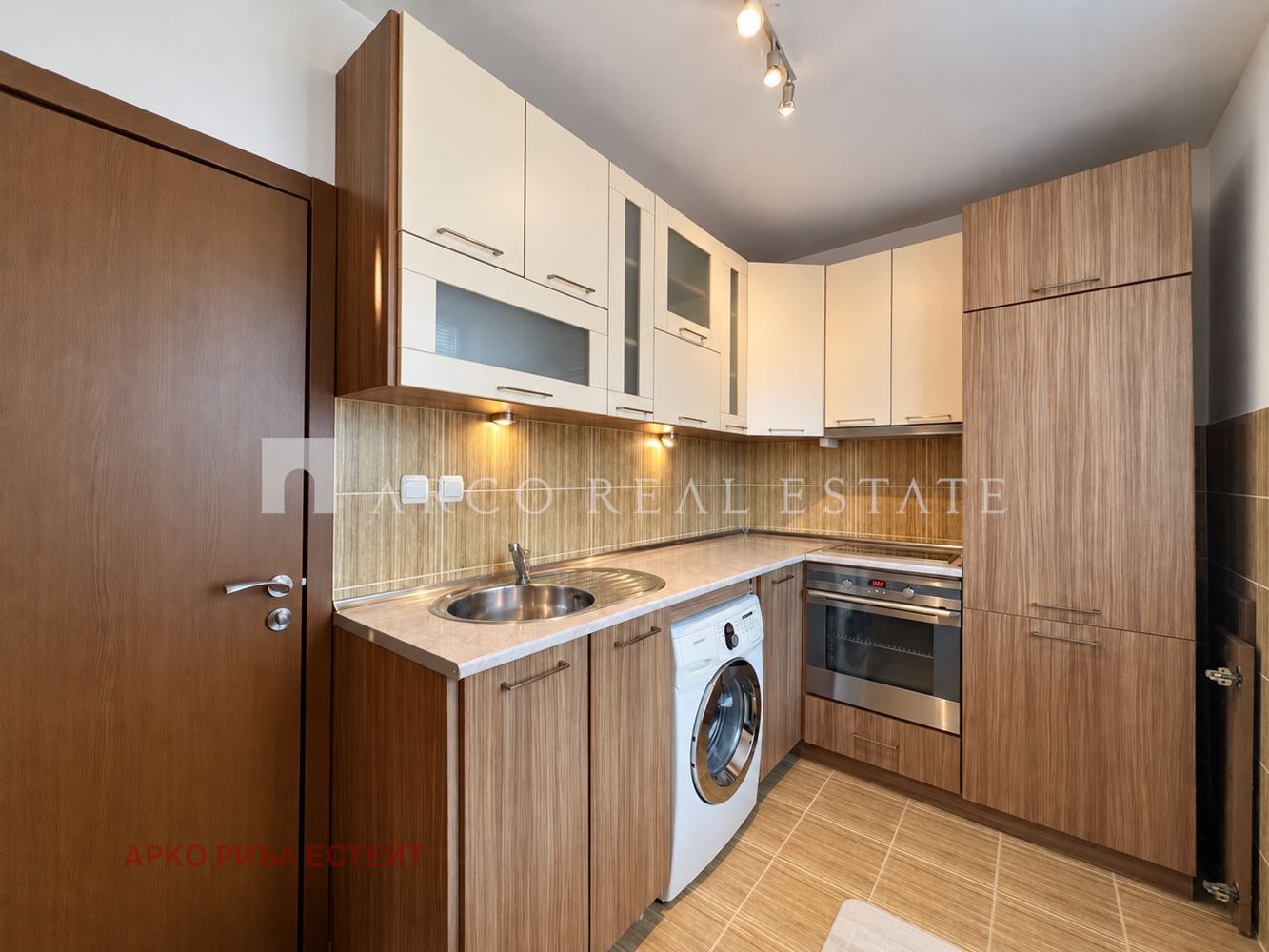Продава 2-СТАЕН, гр. София, Център, снимка 5 - Апартаменти - 56739065