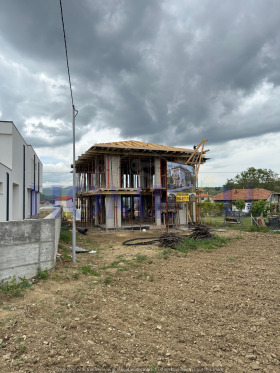 Ev Izgrev, bölge Blagoevgrad 14
